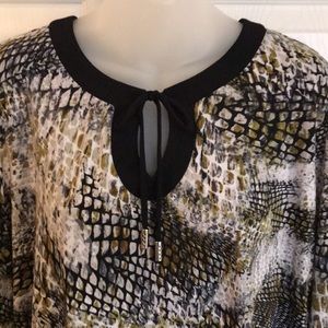 Susan Graver Black trim snake print blouse XL